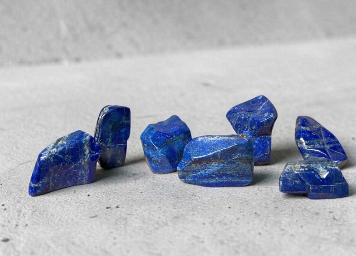 7 x lapis lazulli 