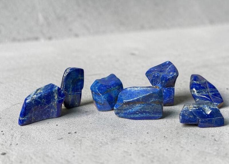 7 x lapis lazulli 