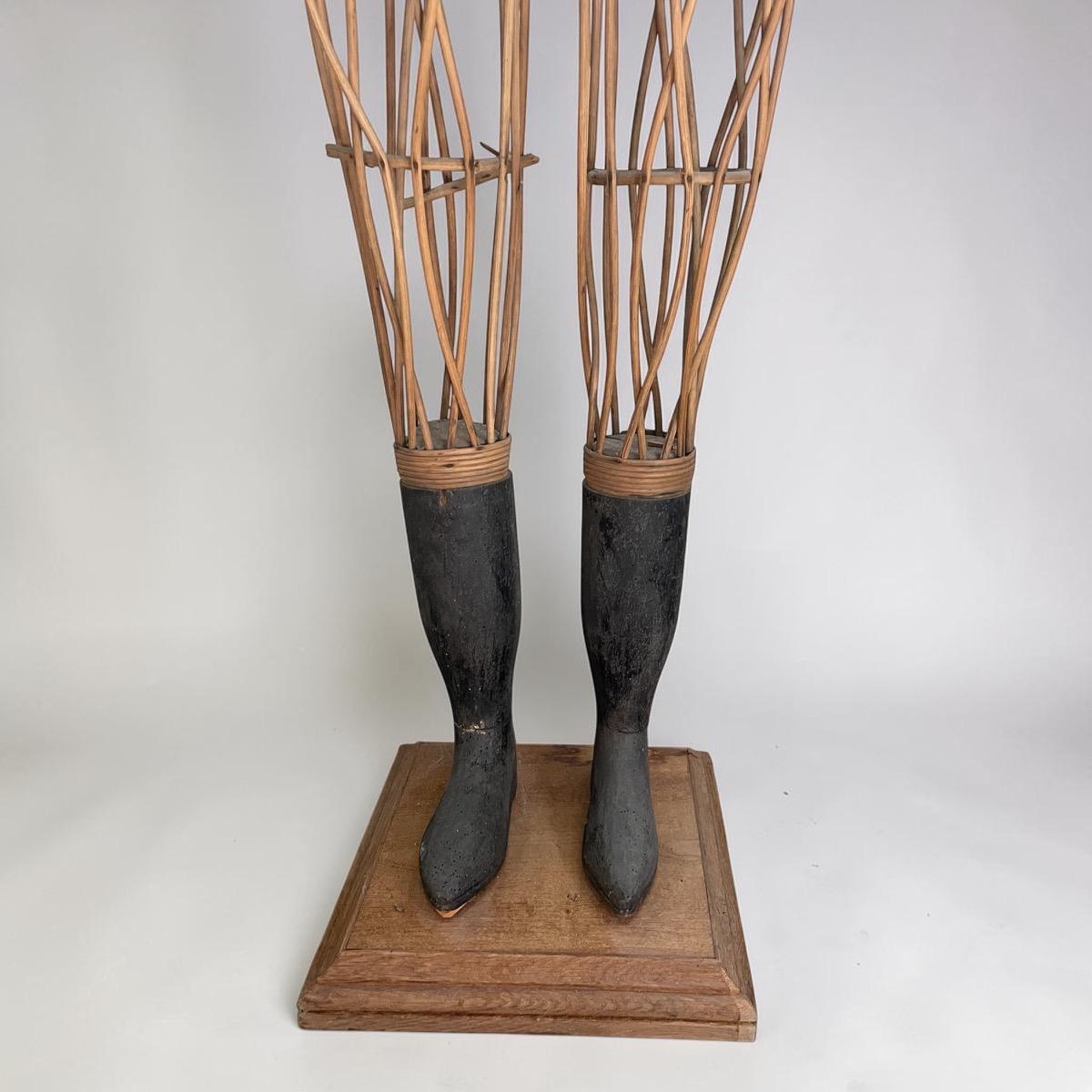 Mannequin in willow wood