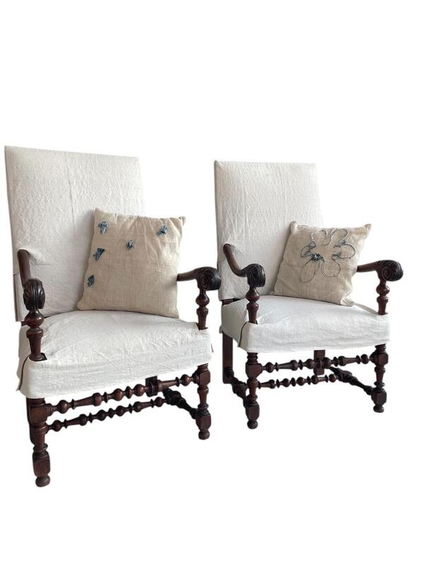 Pair of Louis XIV armchairs 
